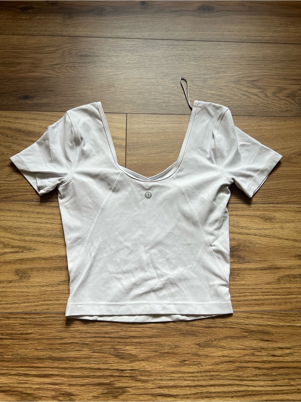 Lululemon White Align T-Shirt Cropped Short Sleeve Nulu Slim Yoga Tee Size 2